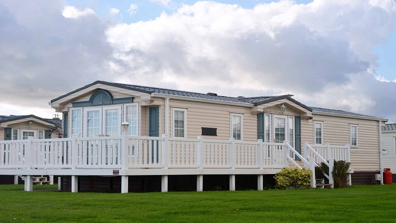 How Much Does It Cost to Level a Mobile Home?