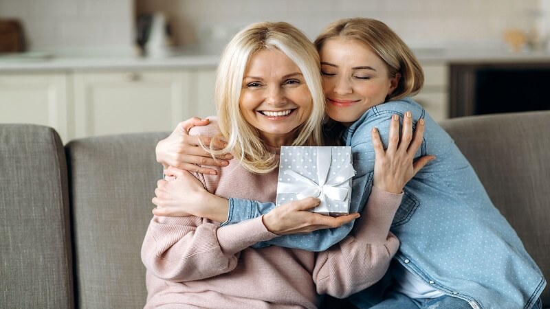 10 Heartwarming Home Décor Ideas for Mother's Day