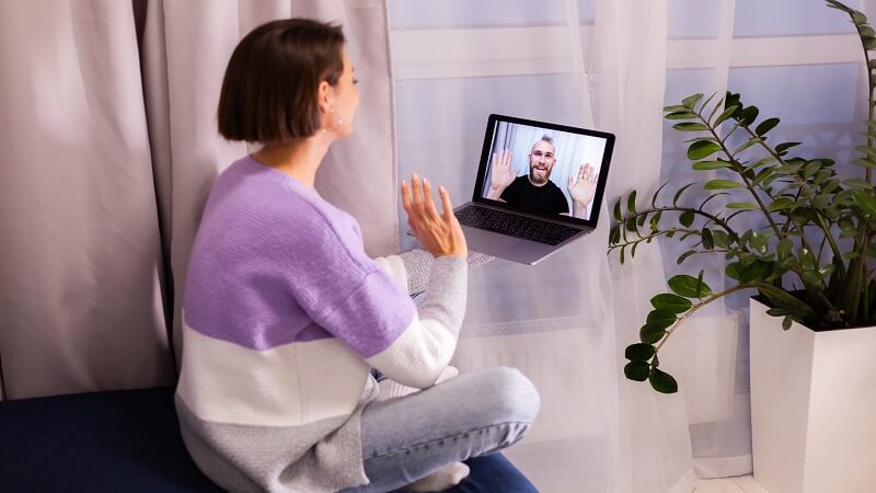 Breaking Barriers with Online Counselling: A New Era of Therapy